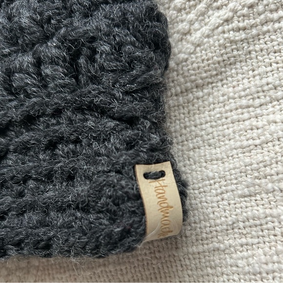 6/12mo NEW Local Baby Knit Toque - Picture 3 of 4